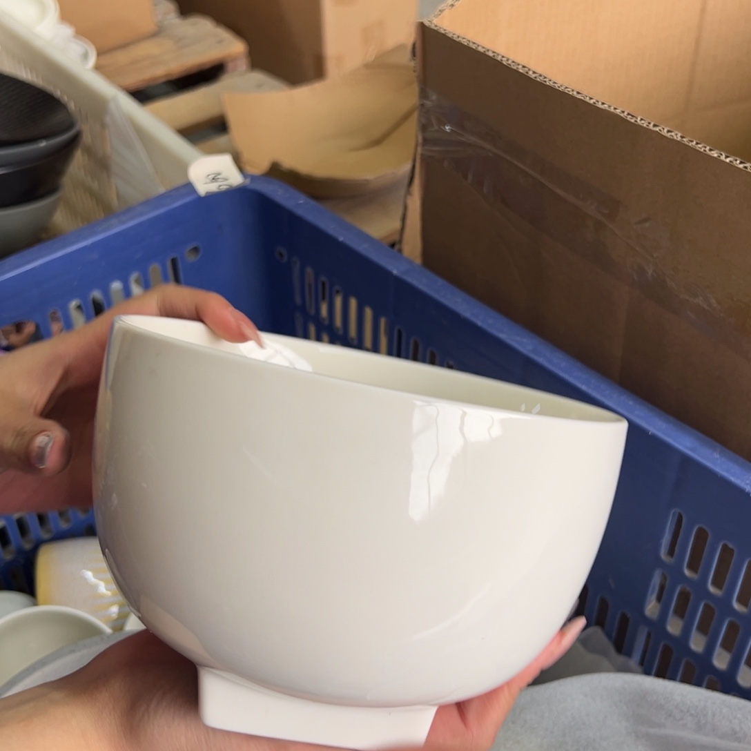 新骨瓷113瑕疵慎拍暖白 6.5寸方脚碗