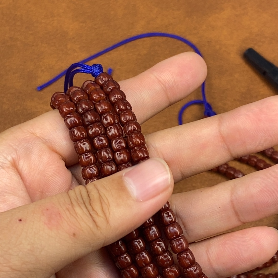 金***虎金刚菩提吊坠佛手