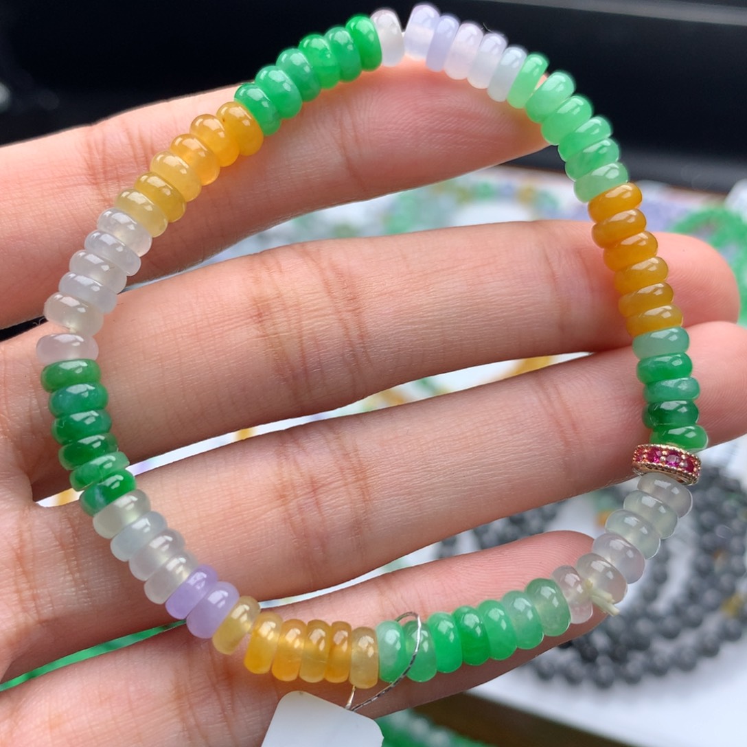 翡翠手链未镶嵌翡翠