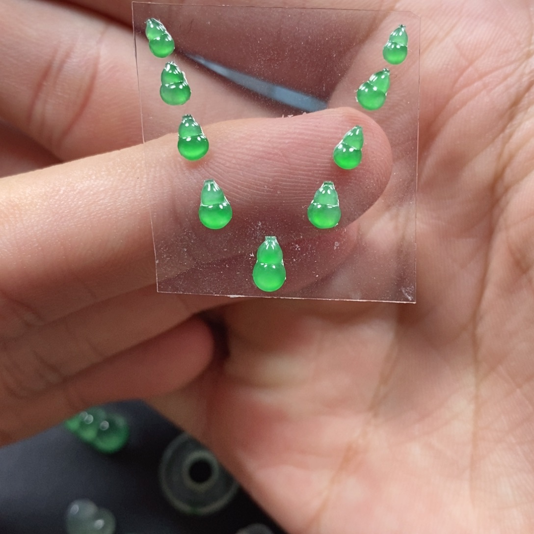 翡翠挂件未镶嵌翡翠珠宝翡翠珠宝