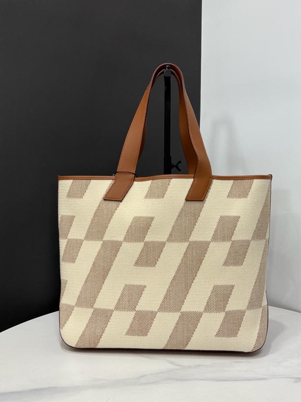95新 Hermes/爱马仕 Cabas Hen Biais几何托特Z刻36Cm/JJ04122803