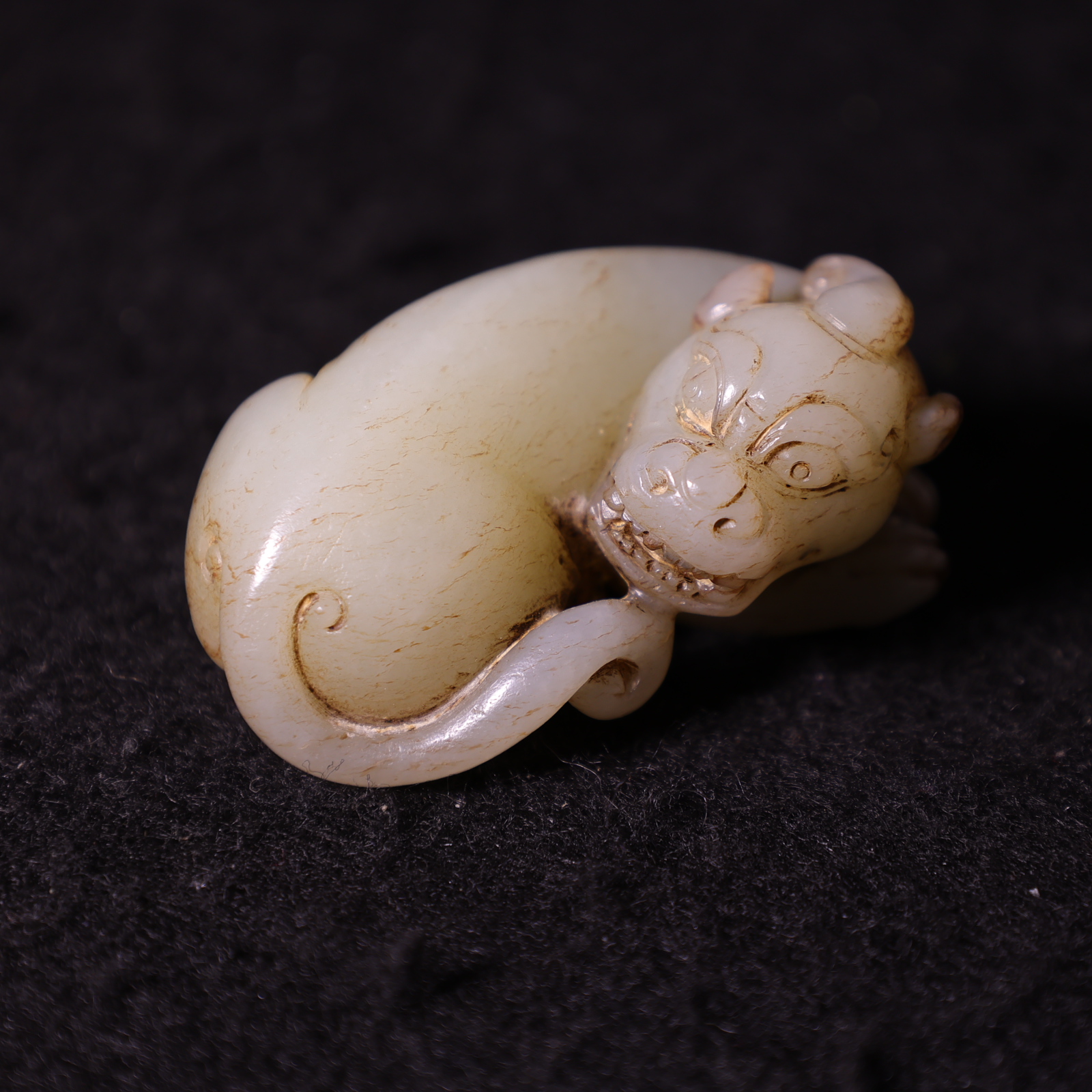 10F48清 白玉圆雕貔貅手把件