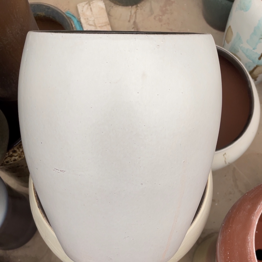 花盆紫砂高27口20白色瑕疵