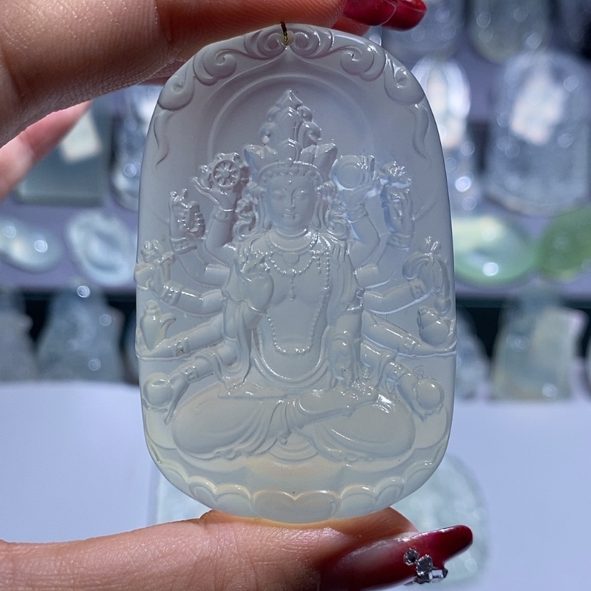 【闪购商品】岫玉颈饰未镶嵌肆*千手观音