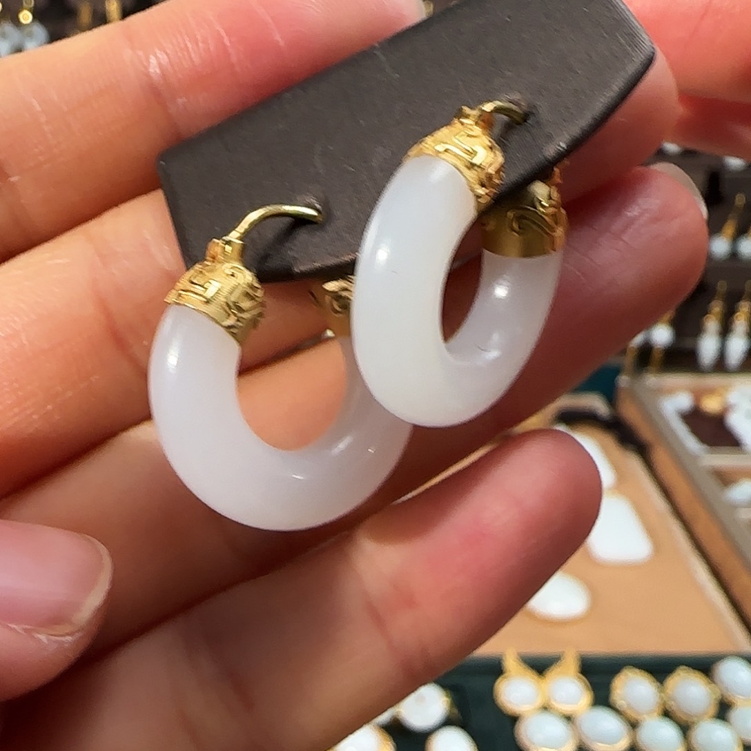 和田玉耳饰18K金镶嵌