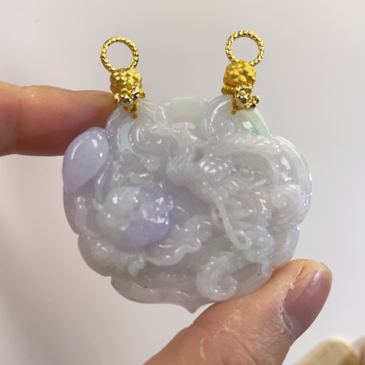 翡翠吊坠(赠链)未镶嵌代编织