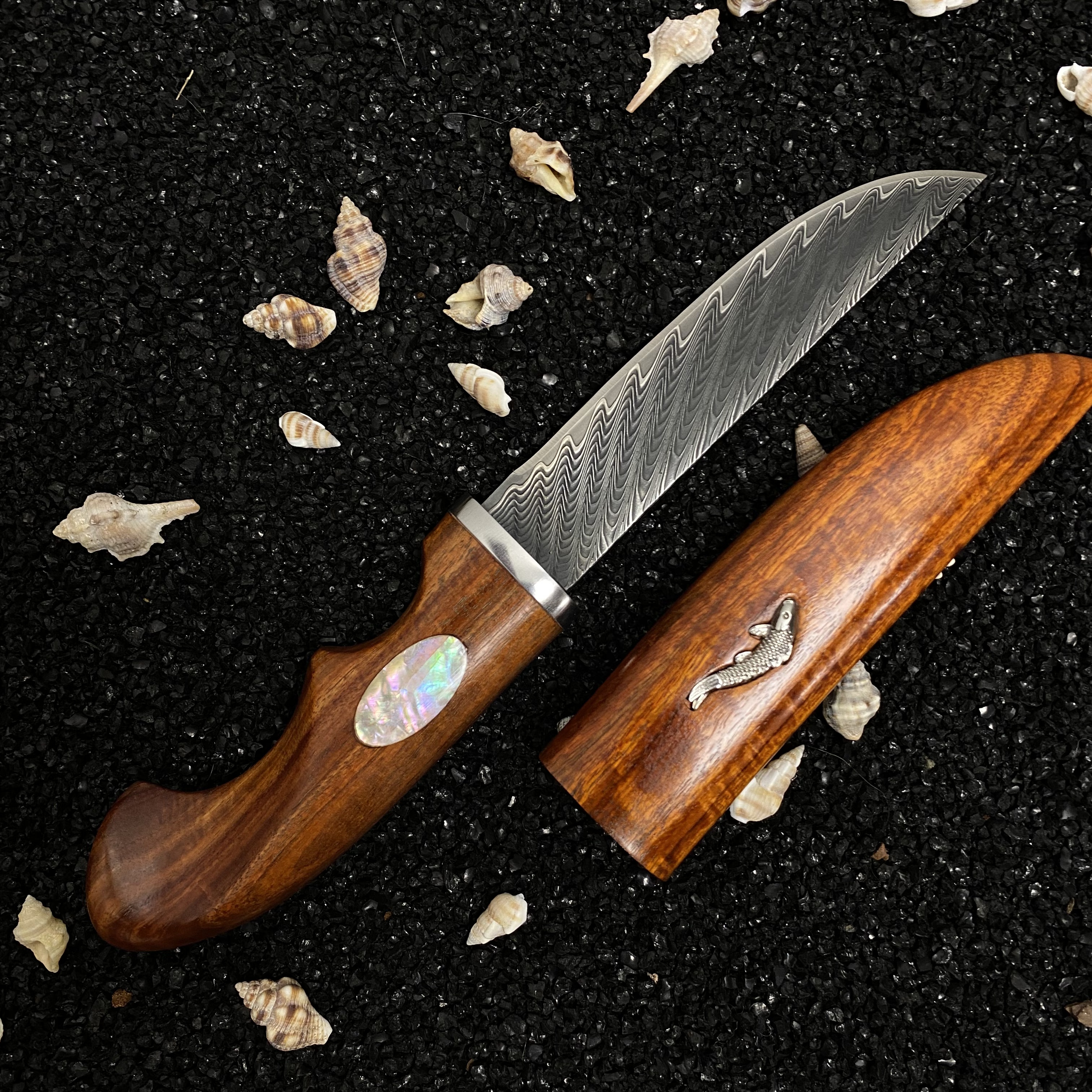 【锦鲤】乌兹钢锻打大马士革 一体实木刀鞘手柄 户外手把肉水果小刀