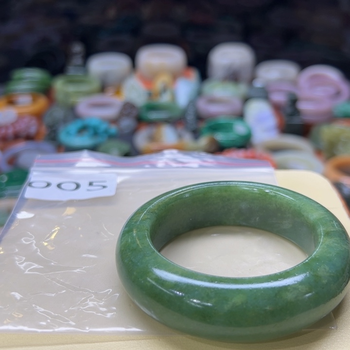 石英质玉手镯未镶嵌柯*5