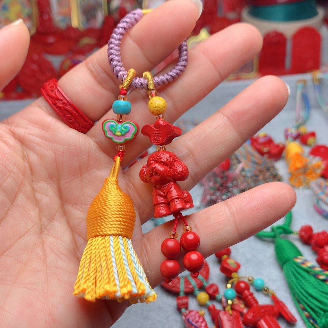 天然辰砂工艺品朱砂钥匙扣包包挂