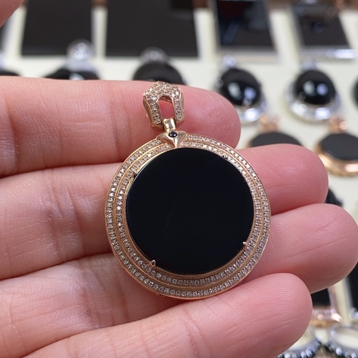 翡翠颈饰18K金镶嵌缅甸天然翡翠墨翠