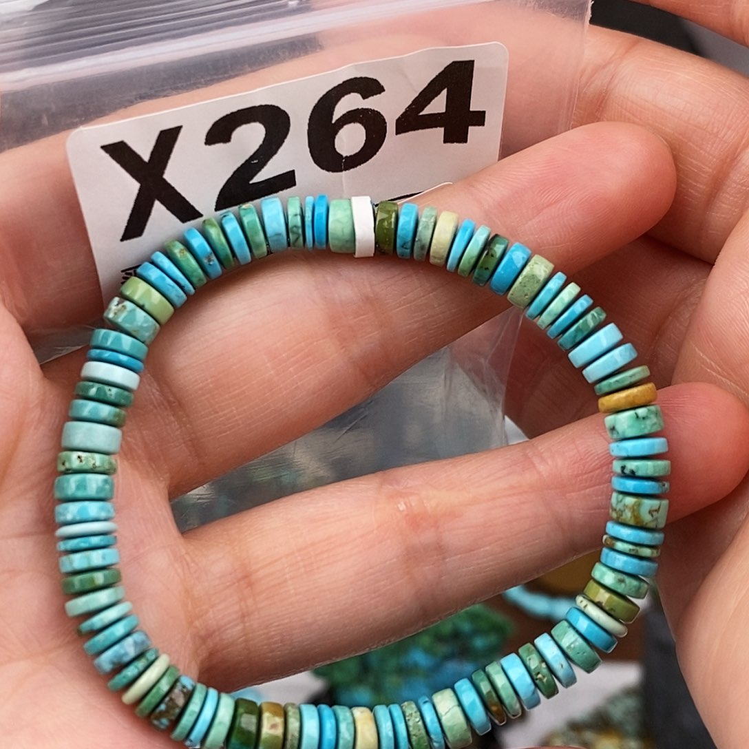 绿松石未镶嵌原矿