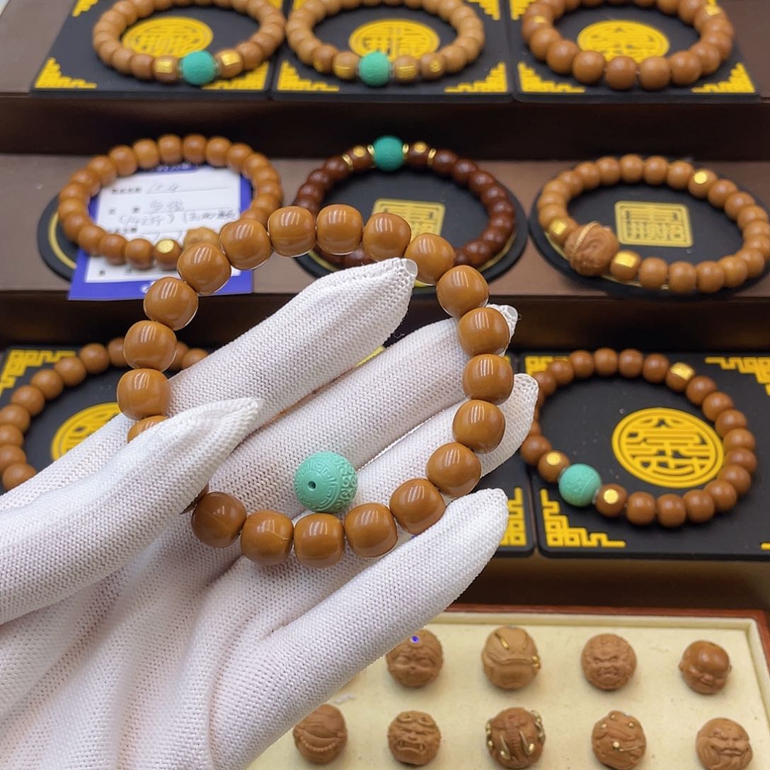 猴头核桃手串可****?猴头