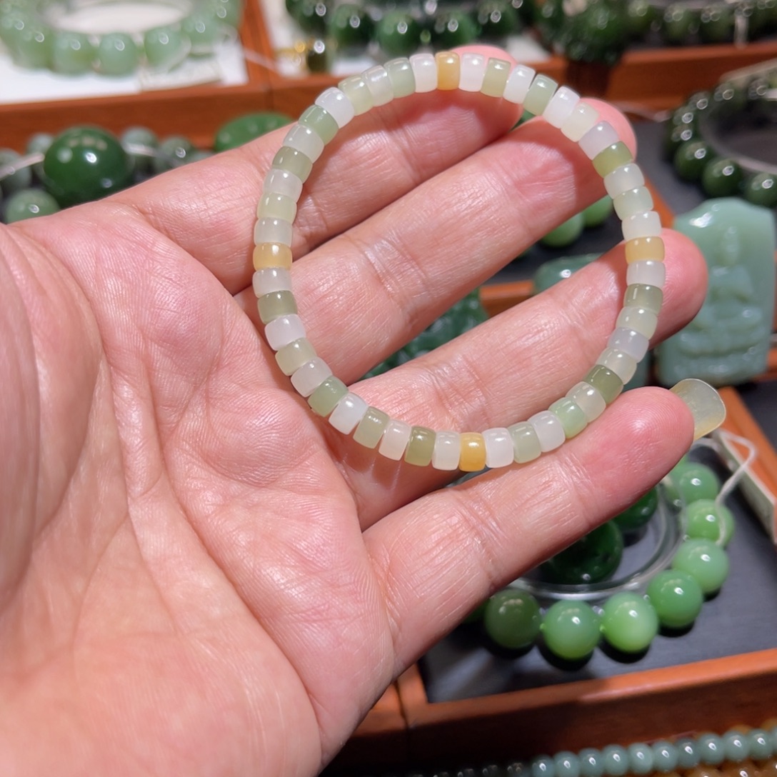 未镶嵌手链和田玉