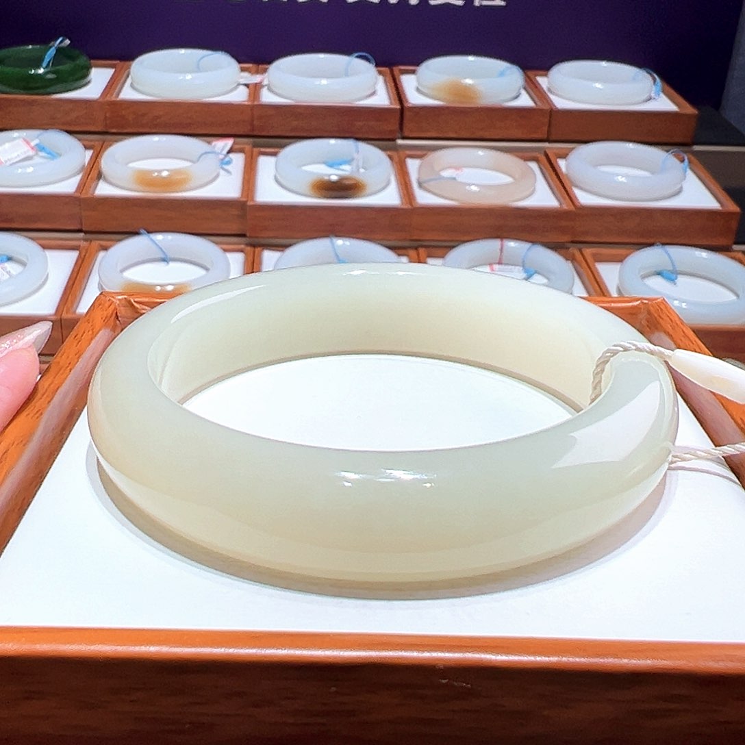 和田玉手镯57/58未镶嵌