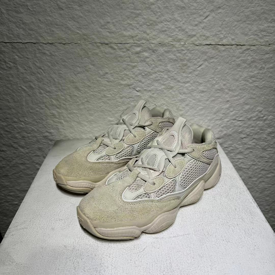 95新 adidas/阿迪达斯 41码  95新  Yeezy500灰白 运动鞋