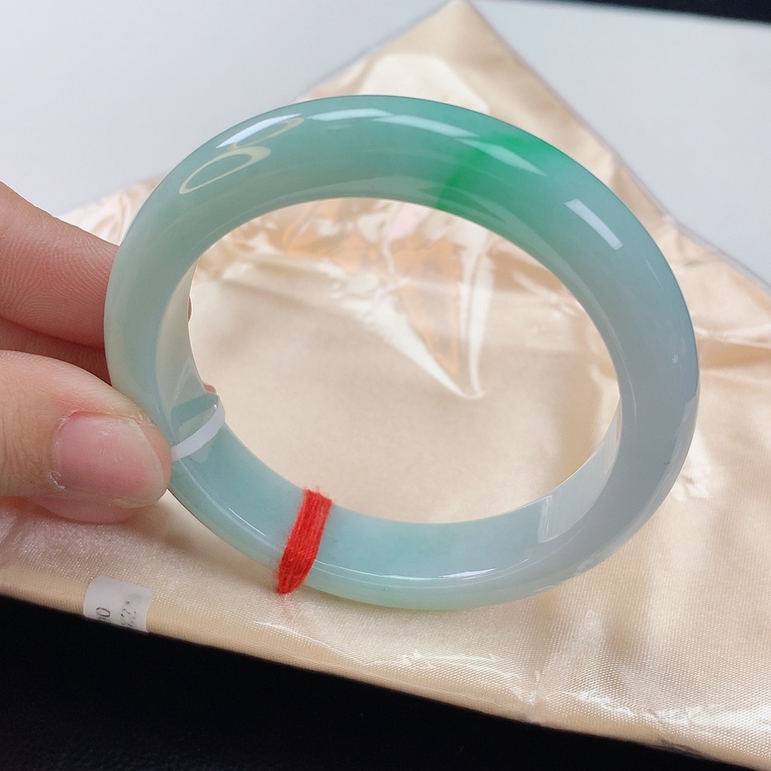 翡翠手镯未镶嵌I*e翡翠6132