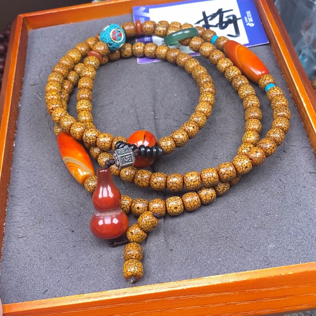 星月菩提吊坠亮*：星月