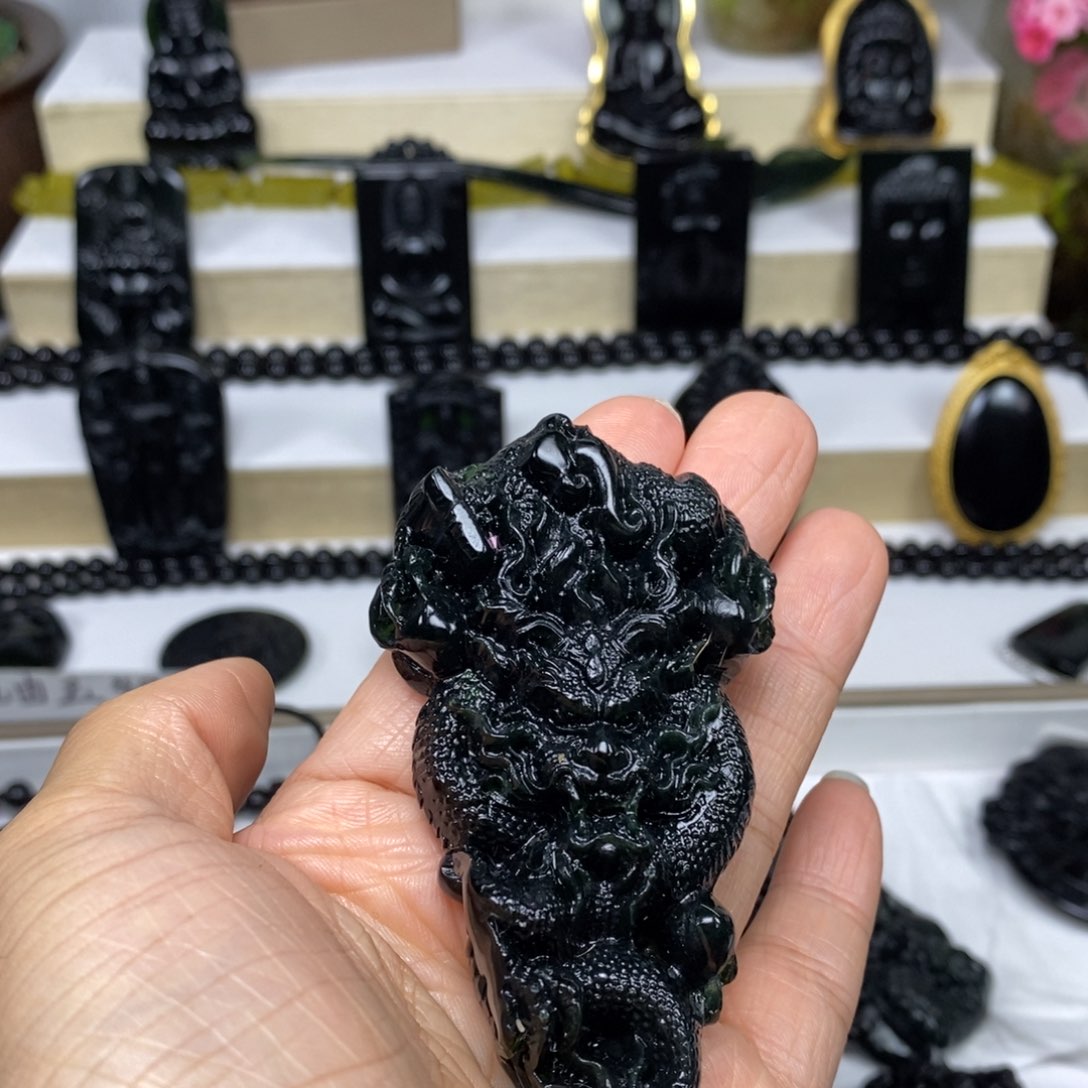 蛇纹石玉吊坠未镶嵌T****好