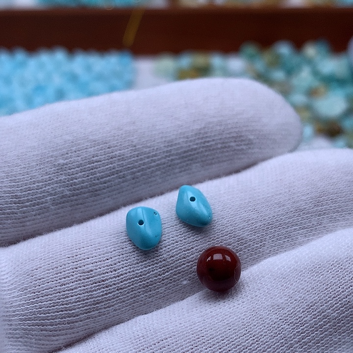 南红玛瑙未镶嵌珠宝奇石