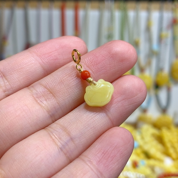 裸石蜜蜡未镶嵌配饰
