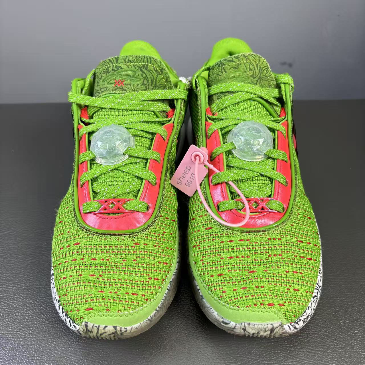 40码 詹姆斯20 绿色篮球鞋