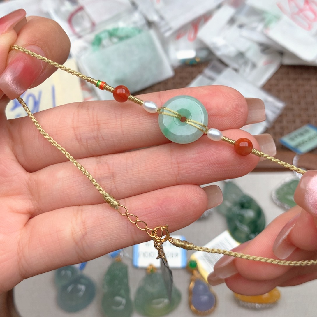 银S925镶嵌挂件翡翠一脚绳