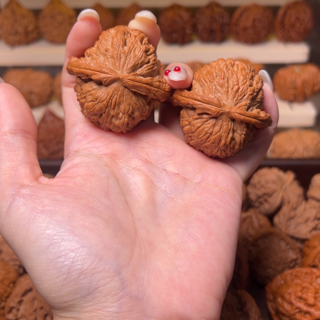 核桃手串/手链全品无修卡45尺 白狮子