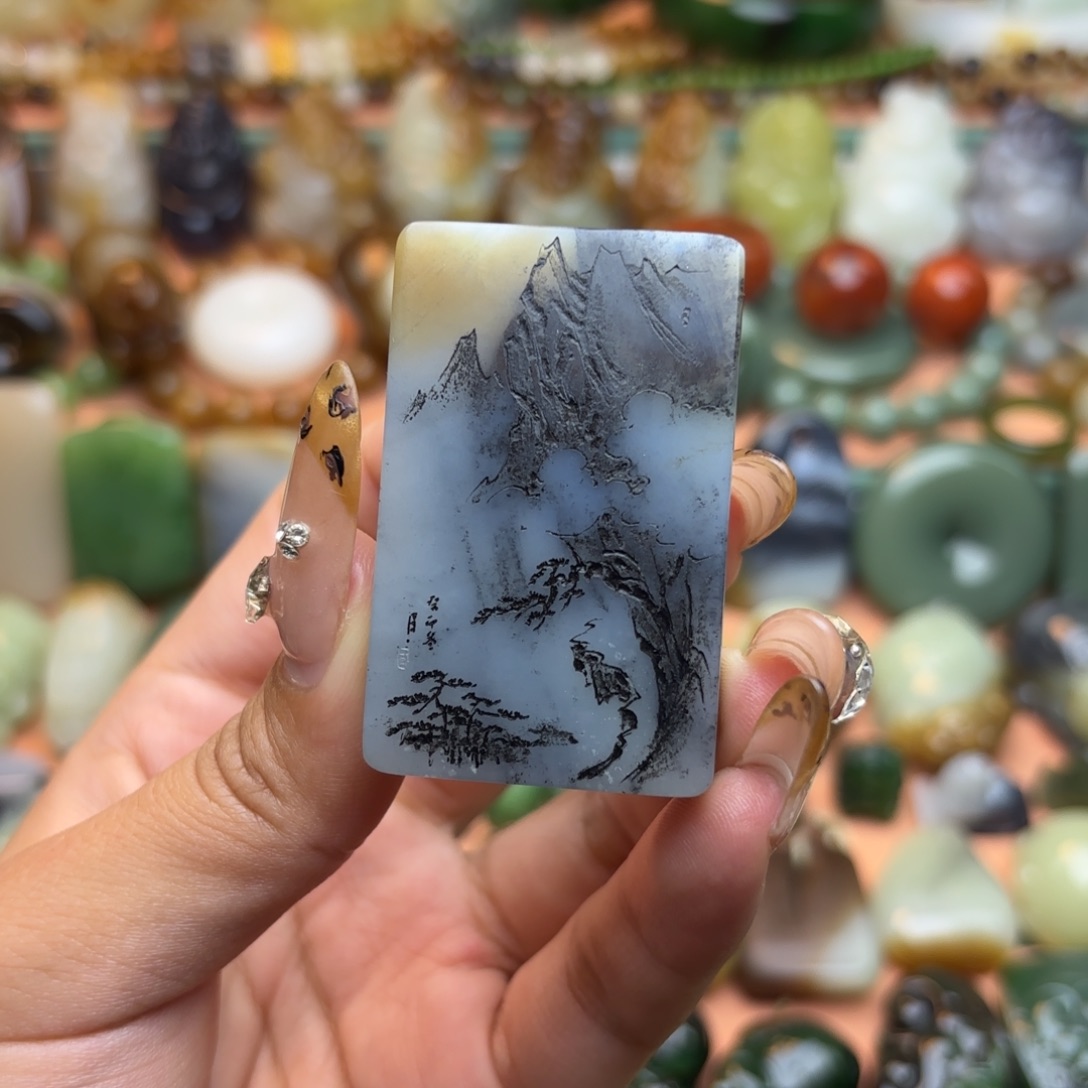 和田玉未镶嵌颈饰