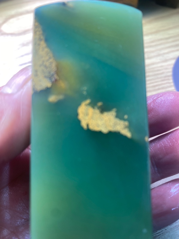 四川雅安绿l印章石主题收藏