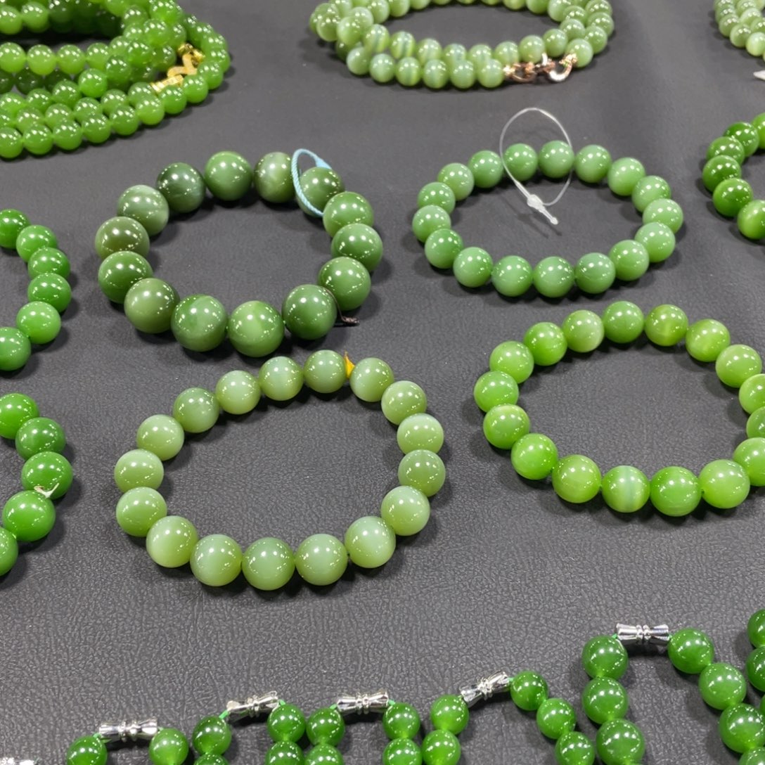 和田玉（糖玉）未镶嵌手链