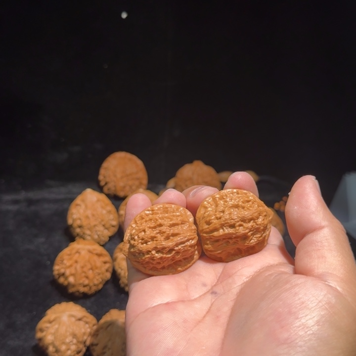 小****桃核吊坠11111111