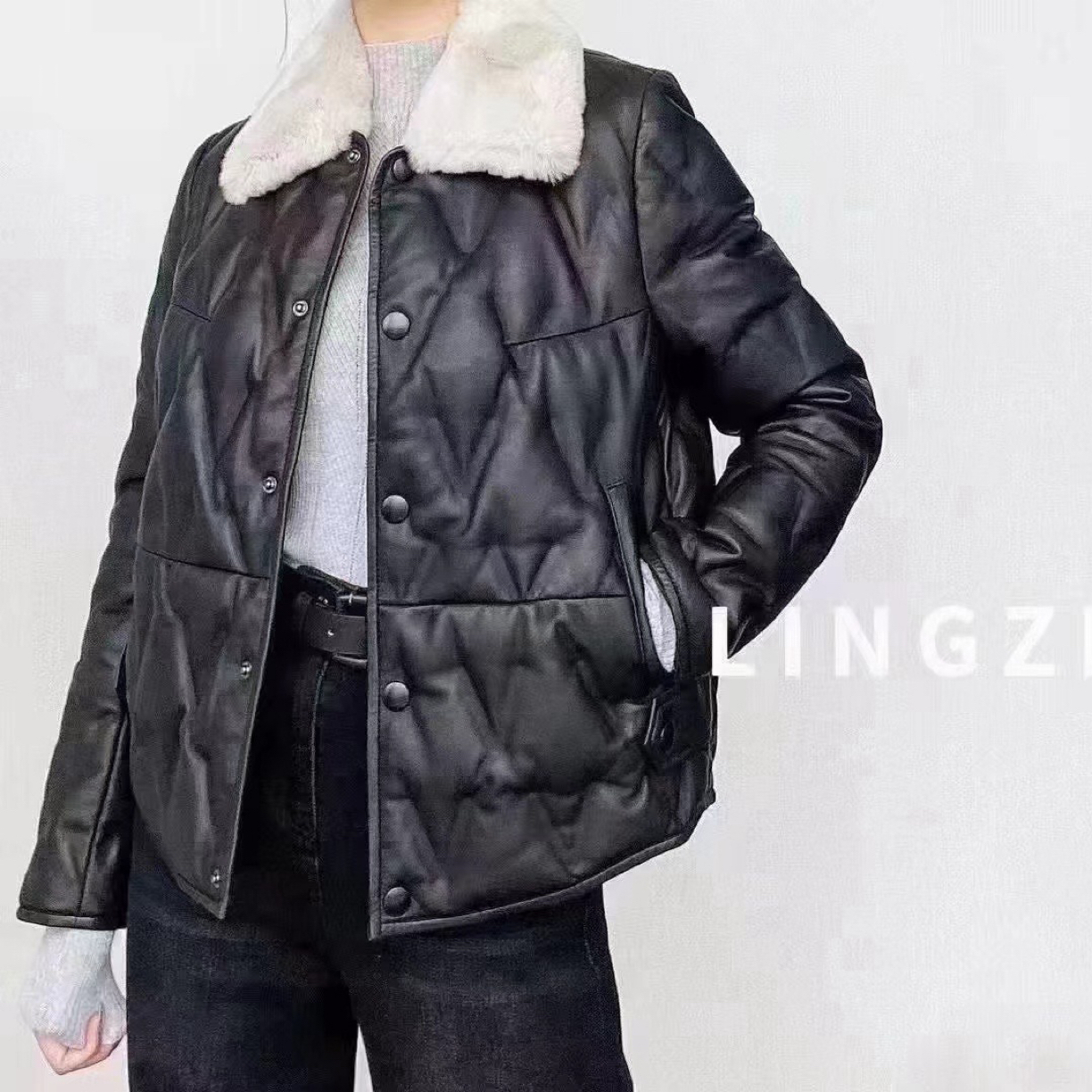 LINGZI/领姿高级时尚獭兔毛领皮羽绒4207031