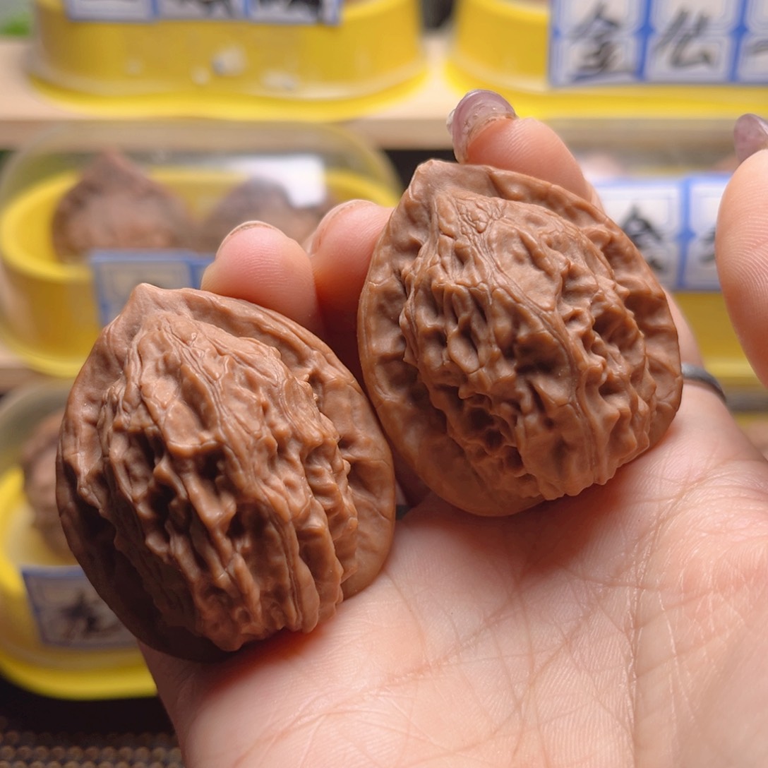 文玩核桃把件大红袍