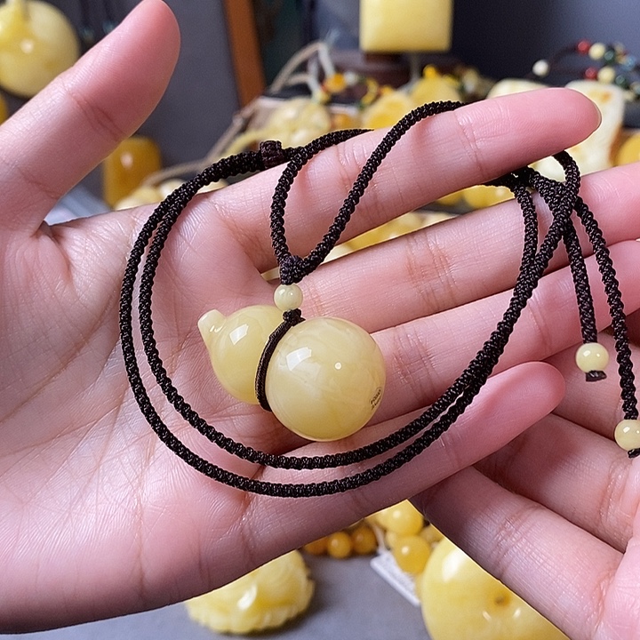 琥珀未镶嵌裸石葫芦