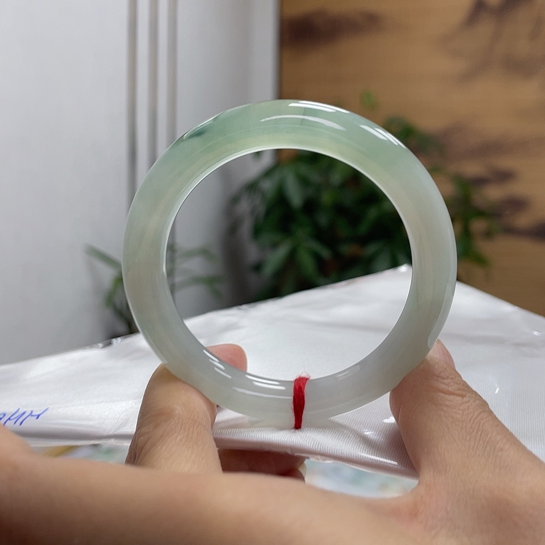 翡翠未镶嵌手镯翡翠