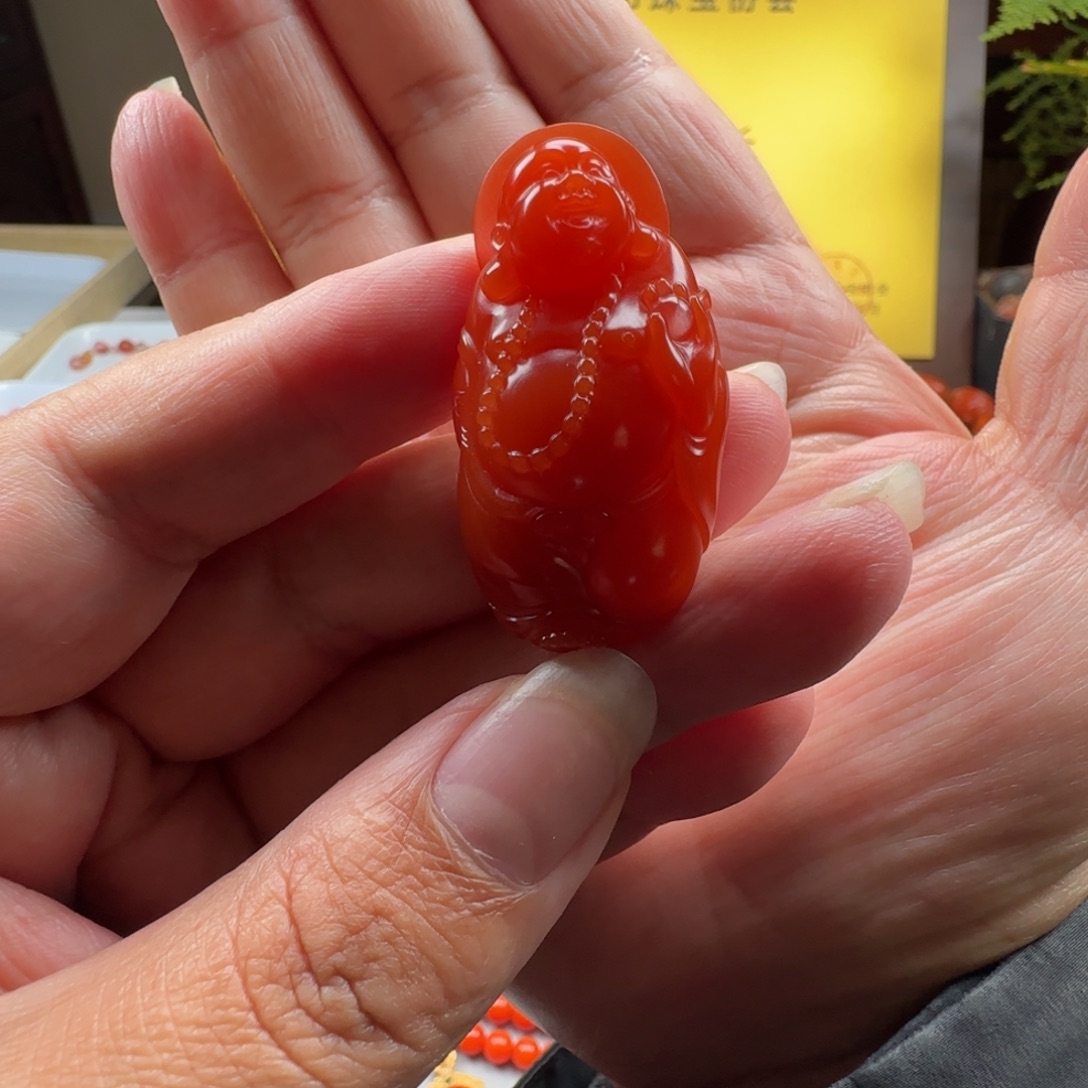 南红玛瑙未镶嵌弥勒佛吊坠