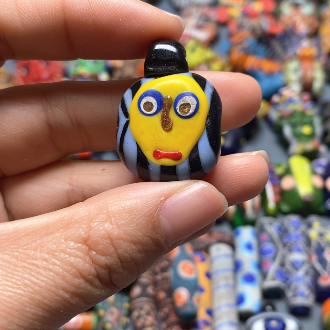 琉璃颈饰印度尼西亚圆饼