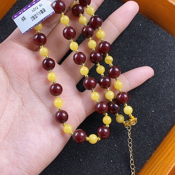 蜜蜡未镶嵌珠宝奇石