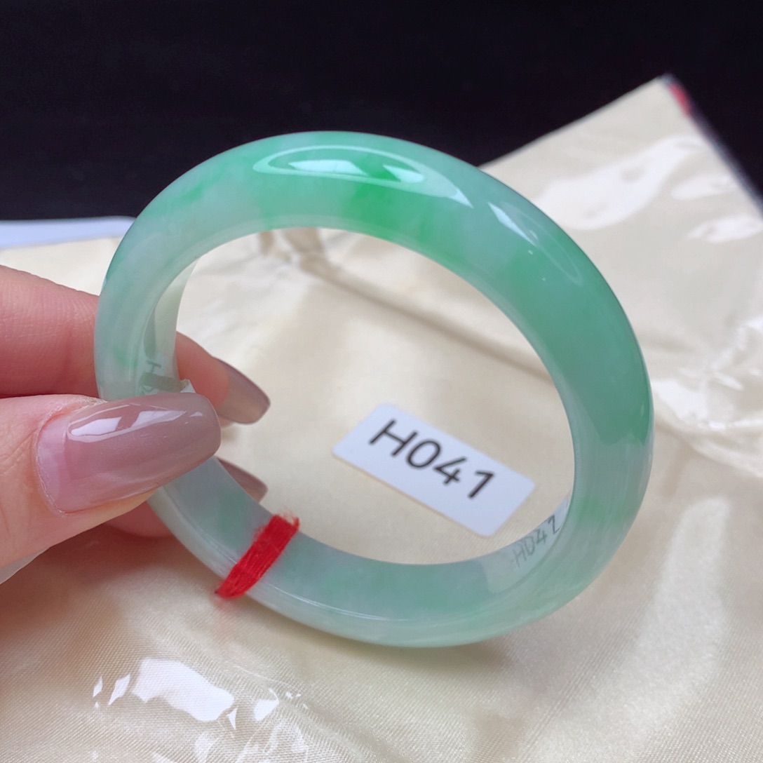 翡翠手镯未镶嵌手镯53