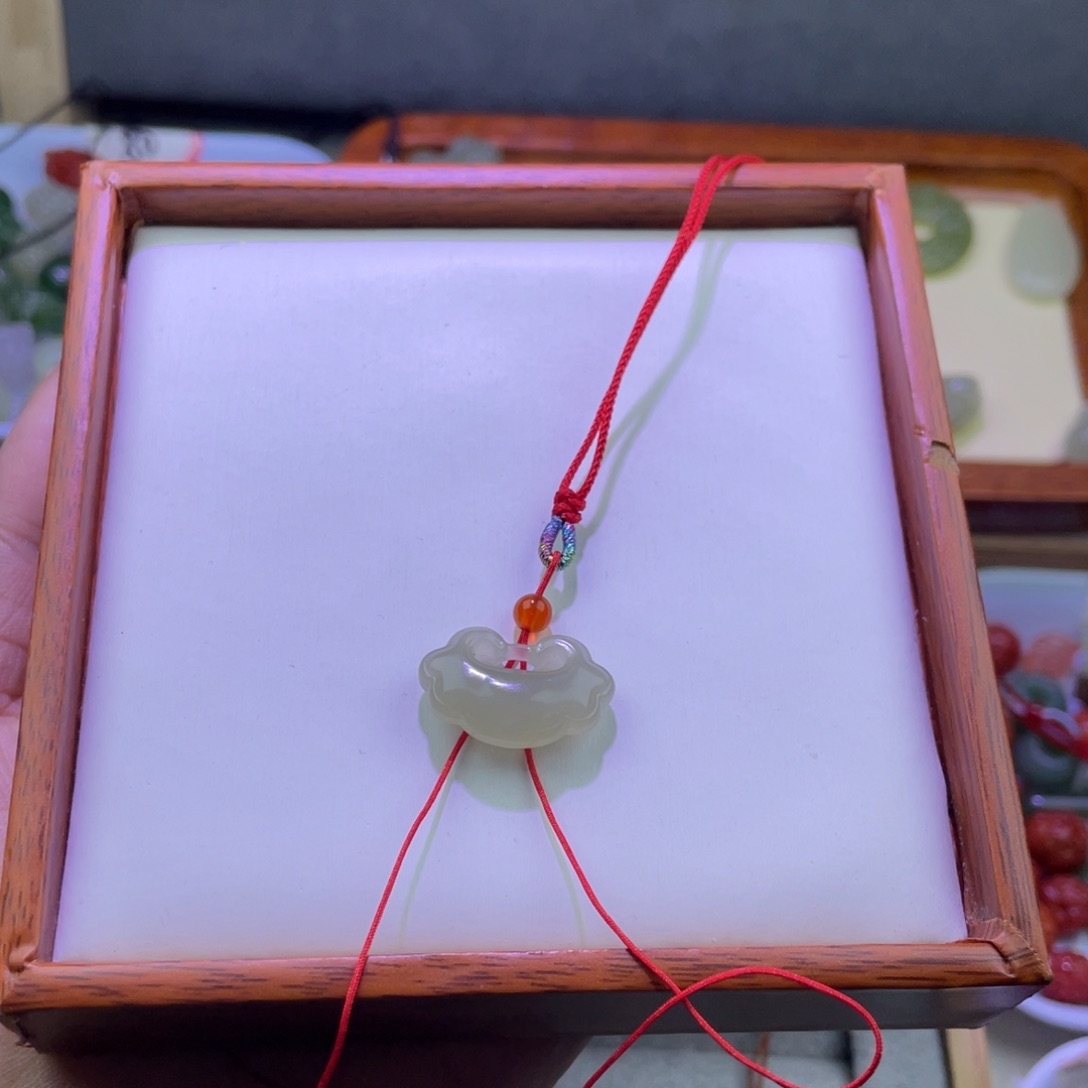 和田玉和田玉如意锁未镶嵌