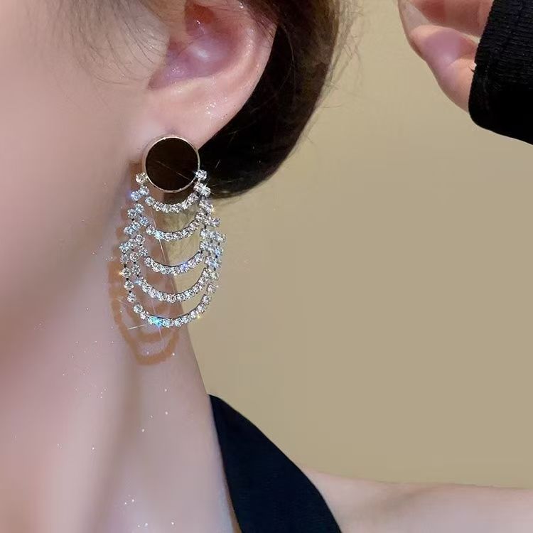 铜合金锆石耳饰 通勤百搭时尚圆形多层锆石链条流苏耳坠