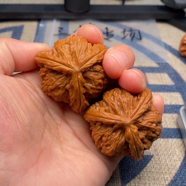 吊坠文玩核桃信*三棱