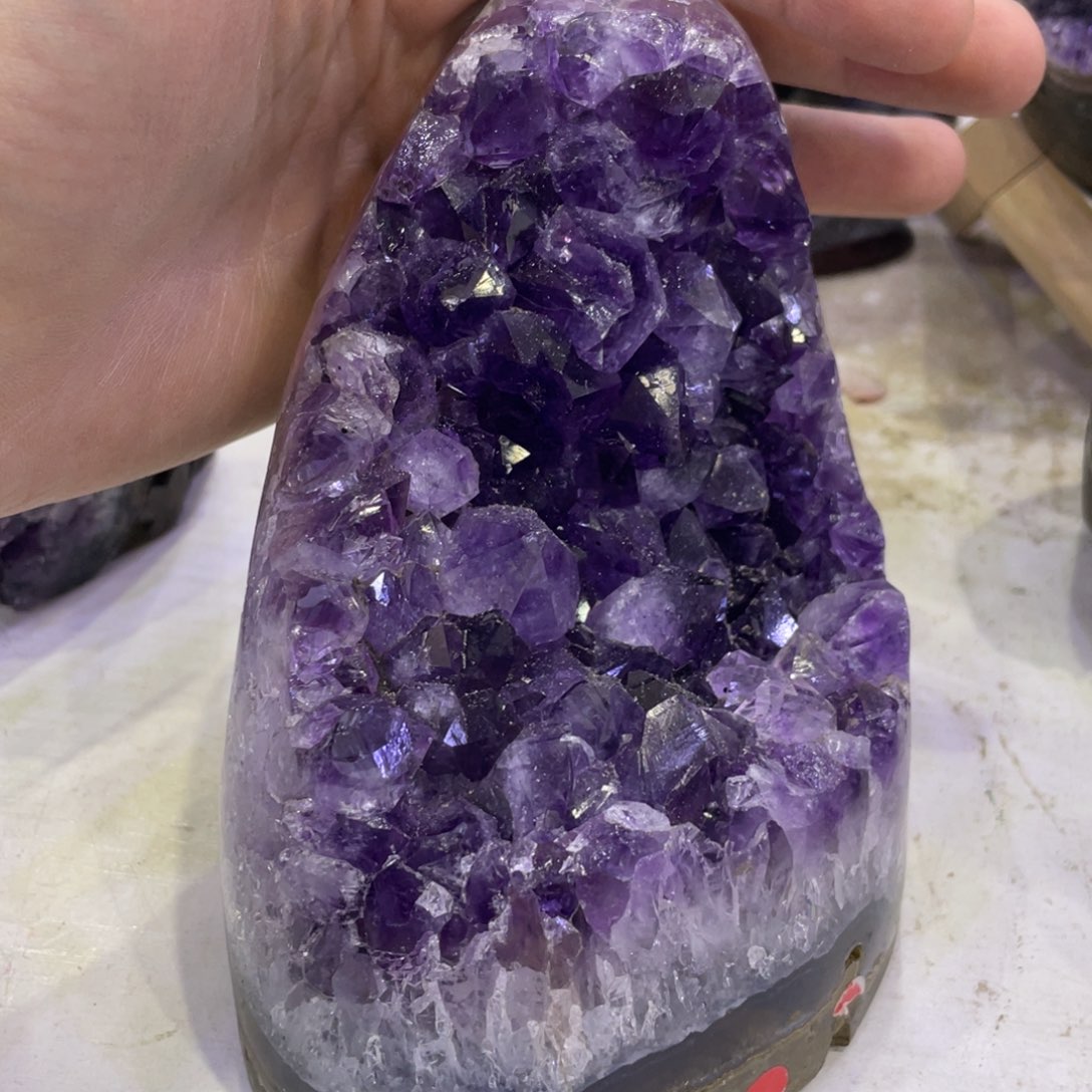 弘***厚珠宝半成品水晶未镶嵌