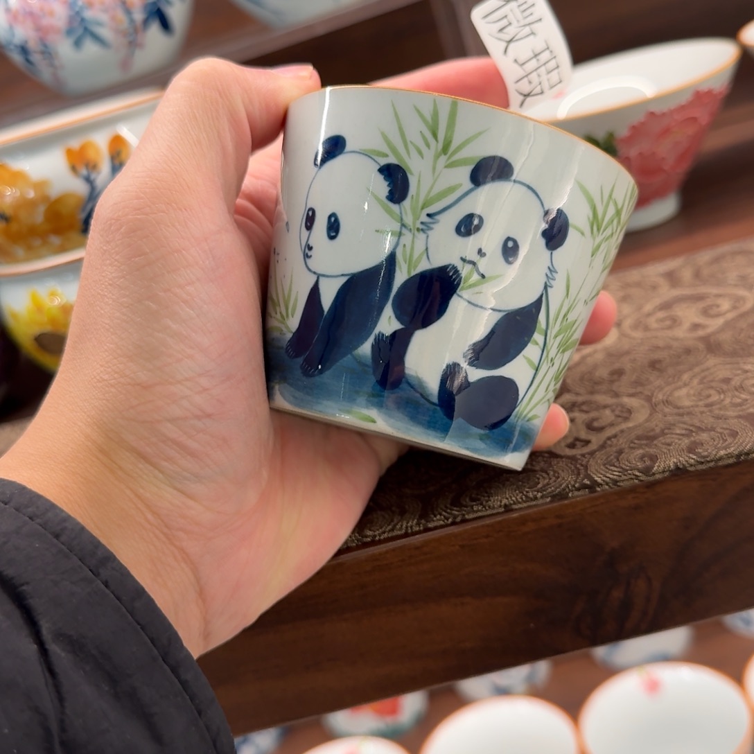 釉下手绘茶具微瑕