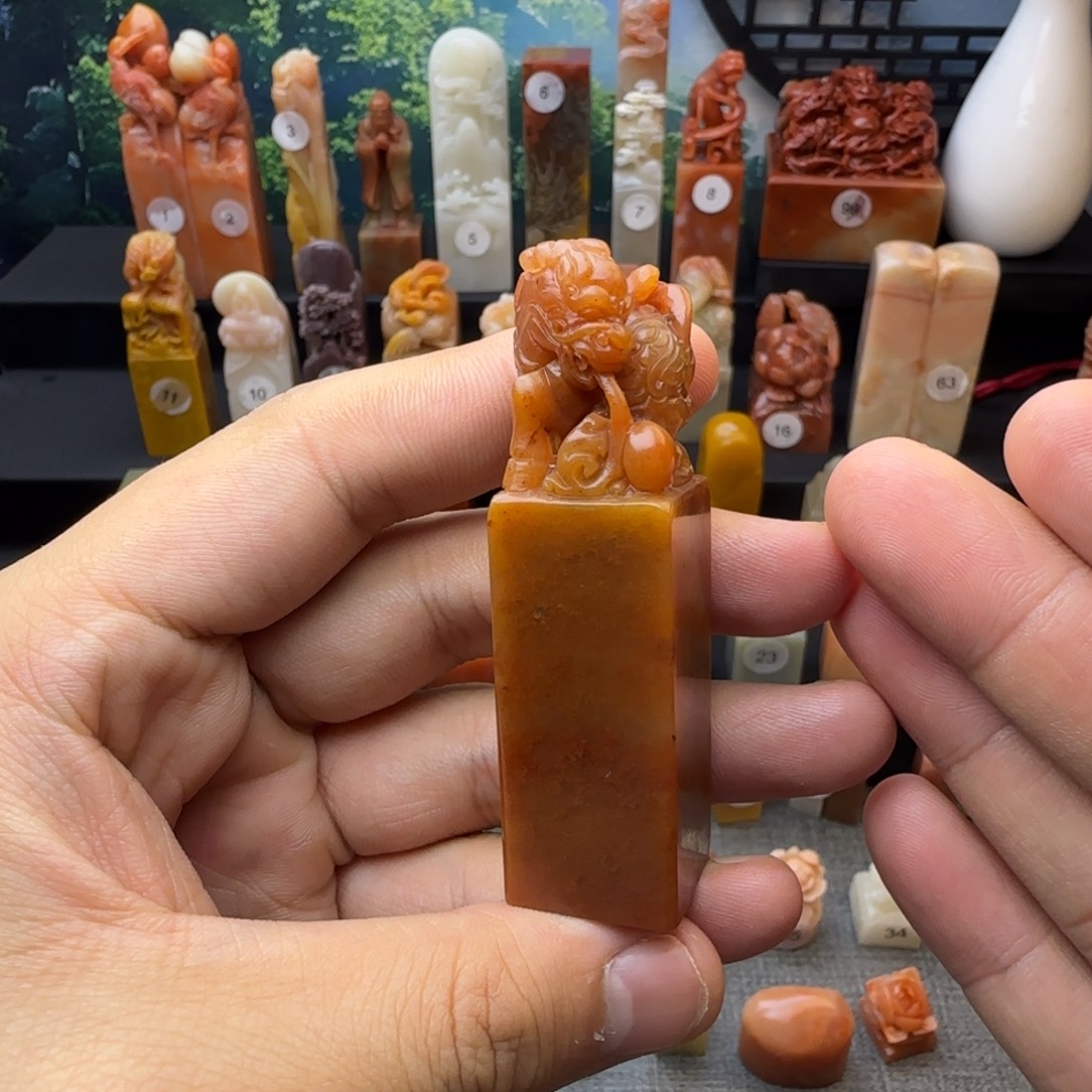 寿山石印石麒麟纳福2公分印面