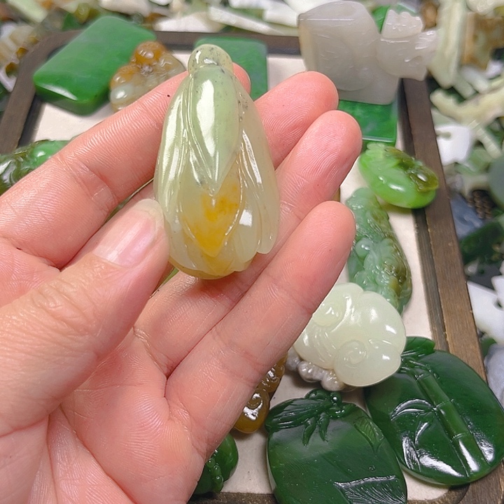 未镶嵌和田玉珠宝半成品A****？