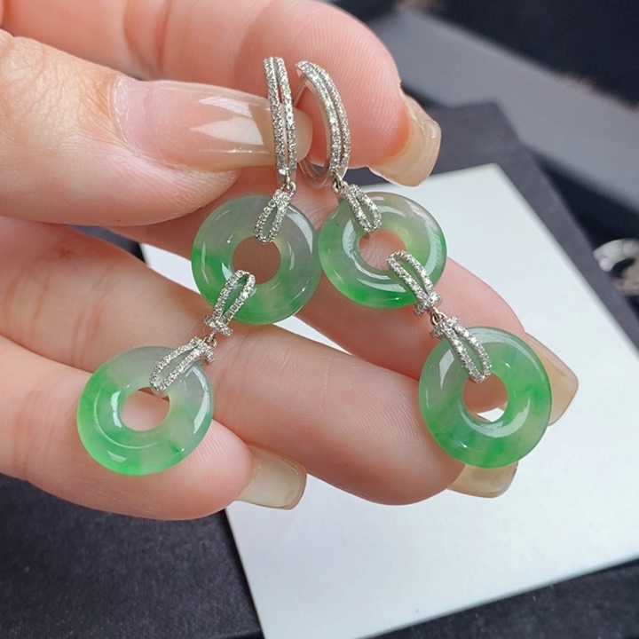 翡翠18K金镶嵌耳饰甜甜圈