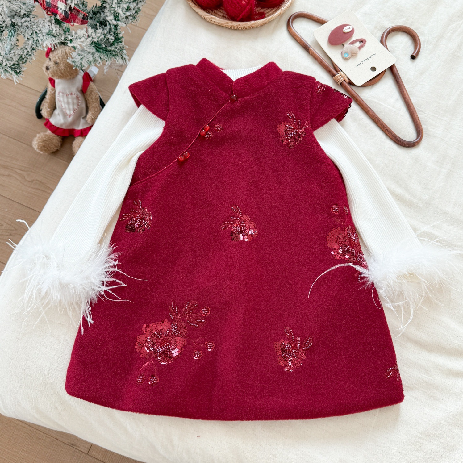 女童连衣裙套装秋冬国风刺绣旗袍背心裙女宝宝针织毛衣时尚两件套