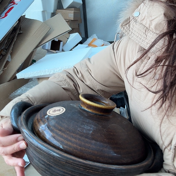 y***y万土烧2升小耳紫金焖烧锅