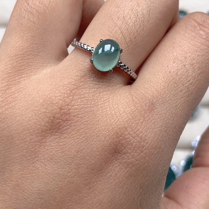 翡翠未镶嵌戒指戒指